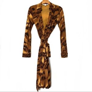 Diane Von Furstenberg Tiger Print Wrap Dress 8 M